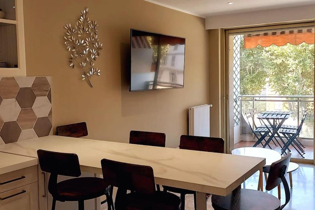 Immeuble Le Regency, Appartement 4 Pieces, 80 Metres De La Plage Menton Bagian luar foto