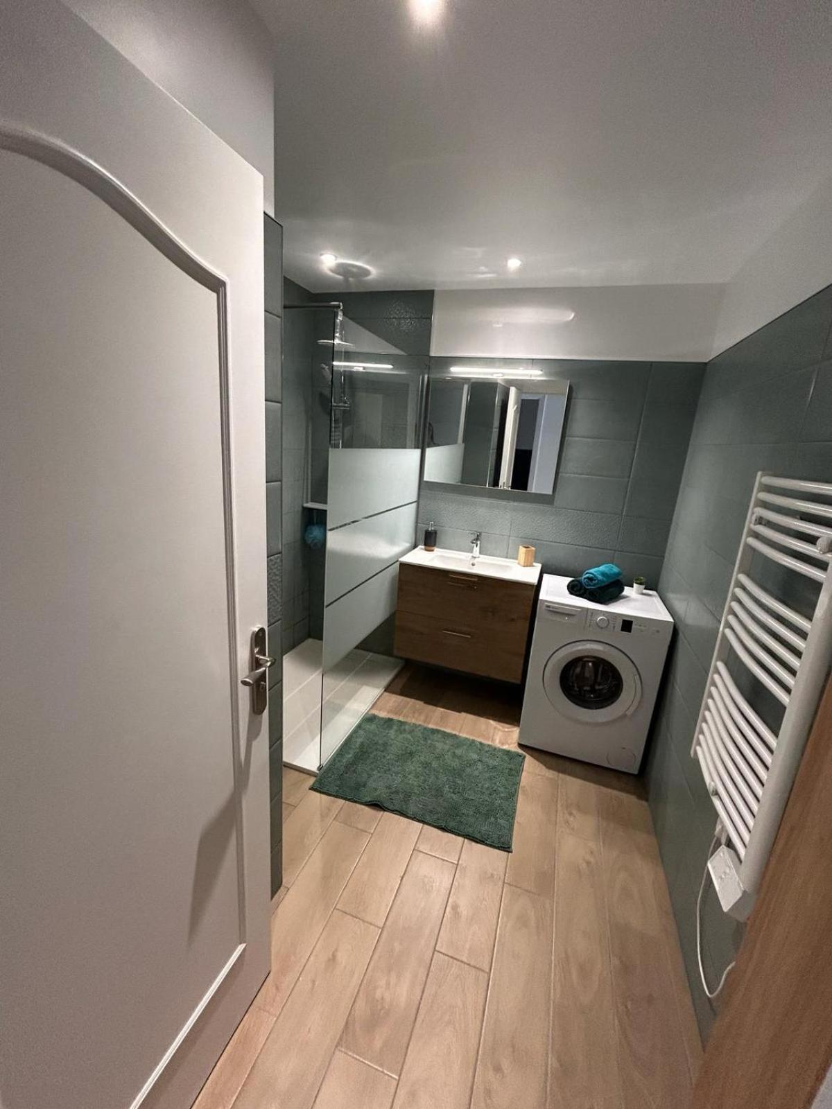 Immeuble Le Regency, Appartement 4 Pieces, 80 Metres De La Plage Menton Bagian luar foto