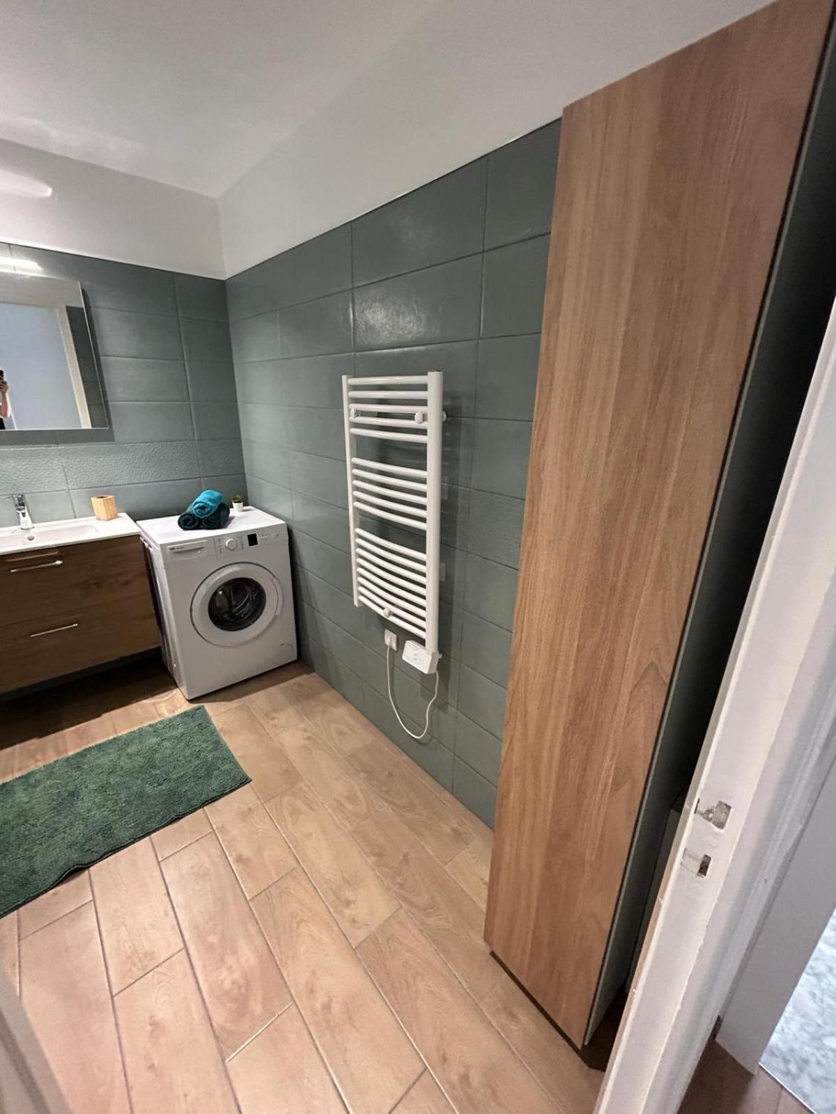 Immeuble Le Regency, Appartement 4 Pieces, 80 Metres De La Plage Menton Bagian luar foto
